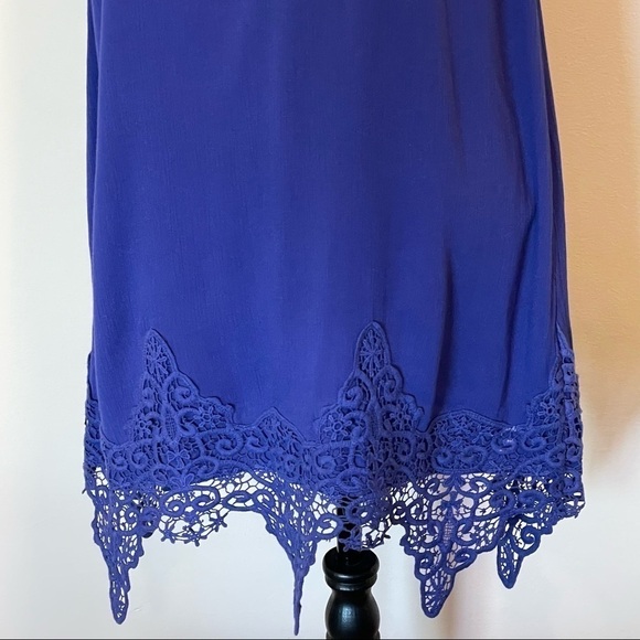 ASTR The Label Blue Crochet Hem Shift Dress Size Small. - Picture 4 of 8